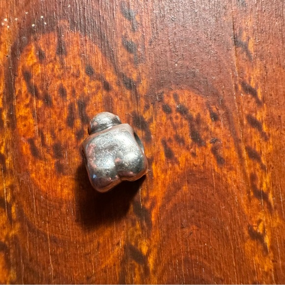 Pandora Monkey Mom and Baby Charm - Picture 2 of 3